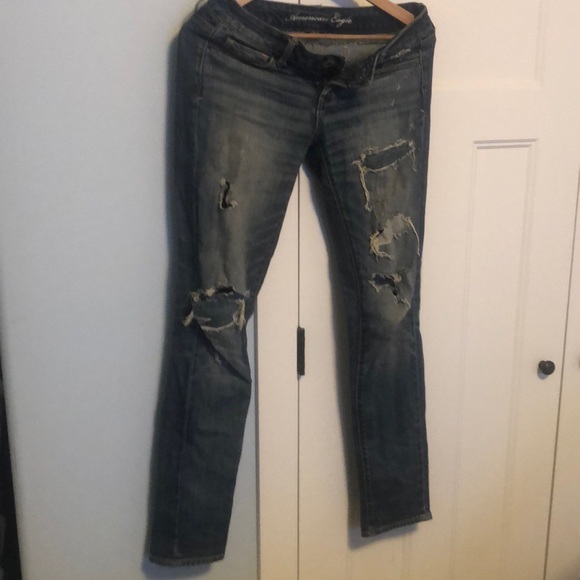 Skinny Jeans - American Eagle Size 2 - Picture 3 of 4